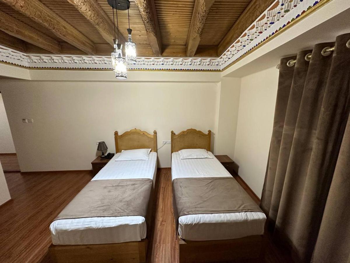 Antique Hotel Imran Bukhara Esterno foto