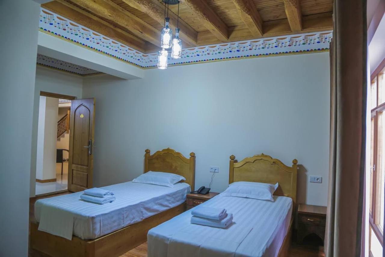 Antique Hotel Imran Bukhara Esterno foto